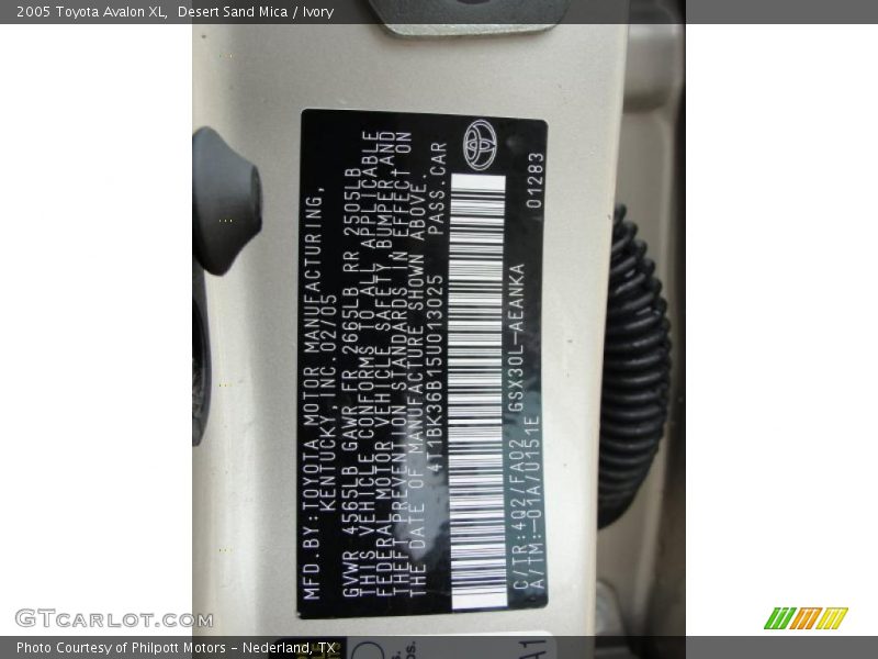 Desert Sand Mica / Ivory 2005 Toyota Avalon XL