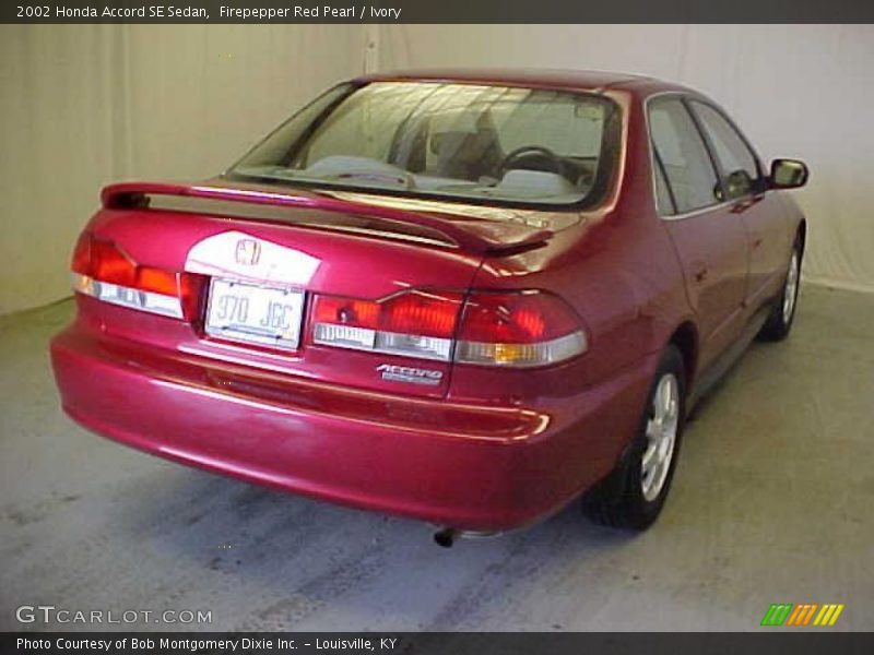 Firepepper Red Pearl / Ivory 2002 Honda Accord SE Sedan