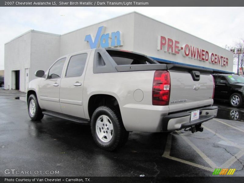 Silver Birch Metallic / Dark Titanium/Light Titanium 2007 Chevrolet Avalanche LS