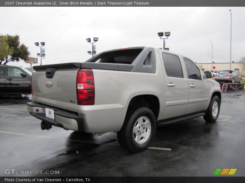 Silver Birch Metallic / Dark Titanium/Light Titanium 2007 Chevrolet Avalanche LS