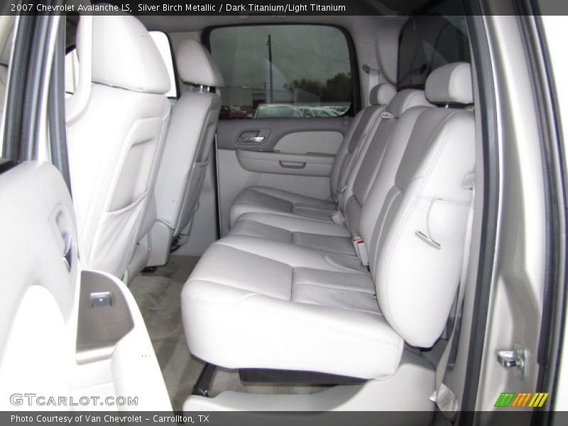 Silver Birch Metallic / Dark Titanium/Light Titanium 2007 Chevrolet Avalanche LS