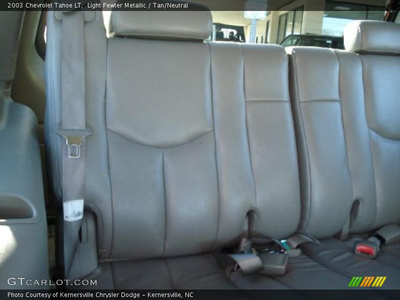 Light Pewter Metallic / Tan/Neutral 2003 Chevrolet Tahoe LT