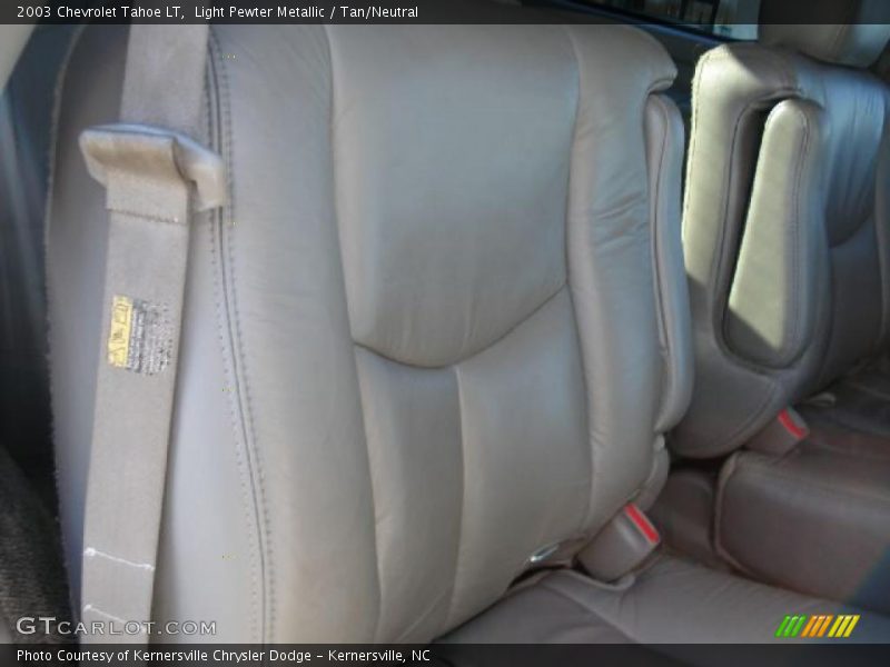 Light Pewter Metallic / Tan/Neutral 2003 Chevrolet Tahoe LT