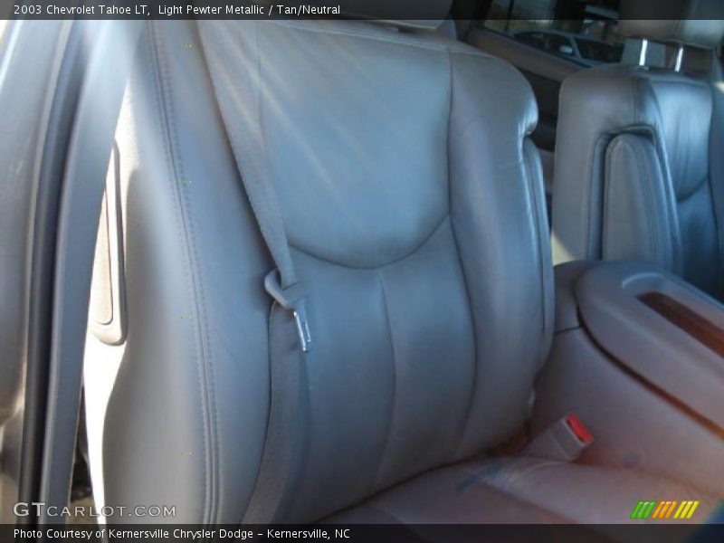 Light Pewter Metallic / Tan/Neutral 2003 Chevrolet Tahoe LT