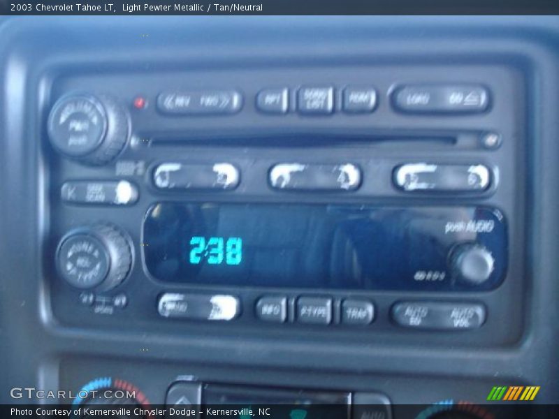 Light Pewter Metallic / Tan/Neutral 2003 Chevrolet Tahoe LT