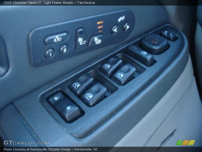Light Pewter Metallic / Tan/Neutral 2003 Chevrolet Tahoe LT