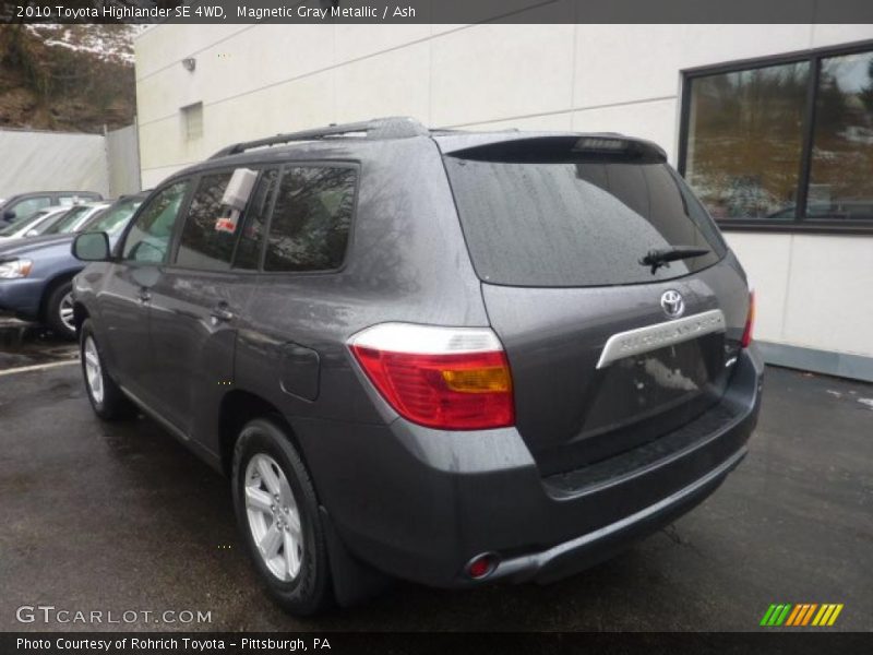 Magnetic Gray Metallic / Ash 2010 Toyota Highlander SE 4WD