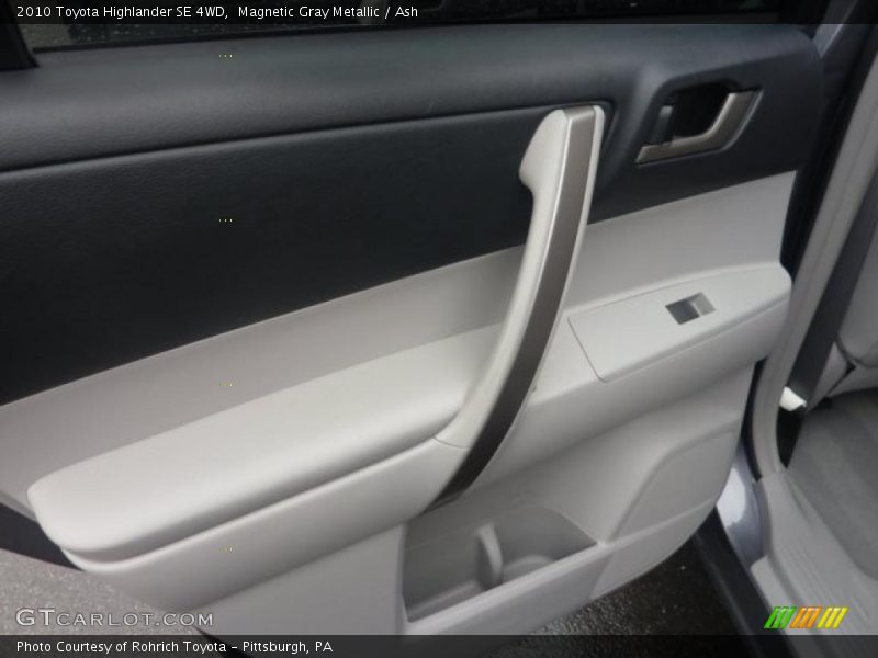 Magnetic Gray Metallic / Ash 2010 Toyota Highlander SE 4WD