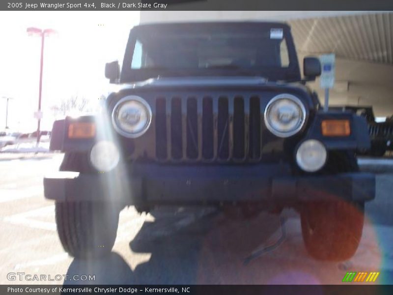 Black / Dark Slate Gray 2005 Jeep Wrangler Sport 4x4