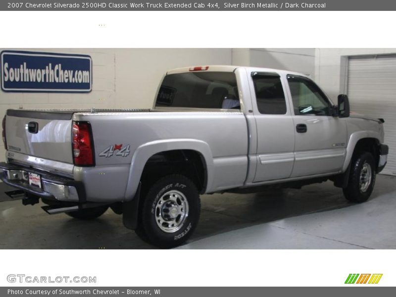 Silver Birch Metallic / Dark Charcoal 2007 Chevrolet Silverado 2500HD Classic Work Truck Extended Cab 4x4
