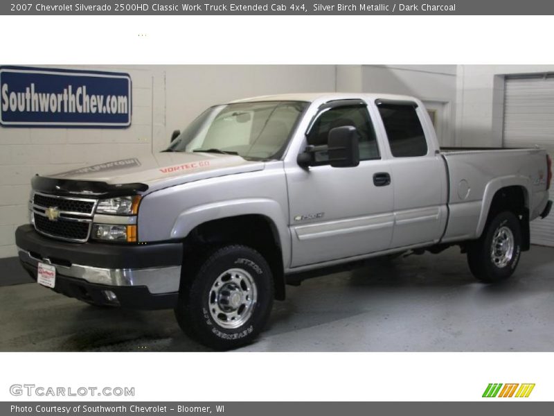 Silver Birch Metallic / Dark Charcoal 2007 Chevrolet Silverado 2500HD Classic Work Truck Extended Cab 4x4