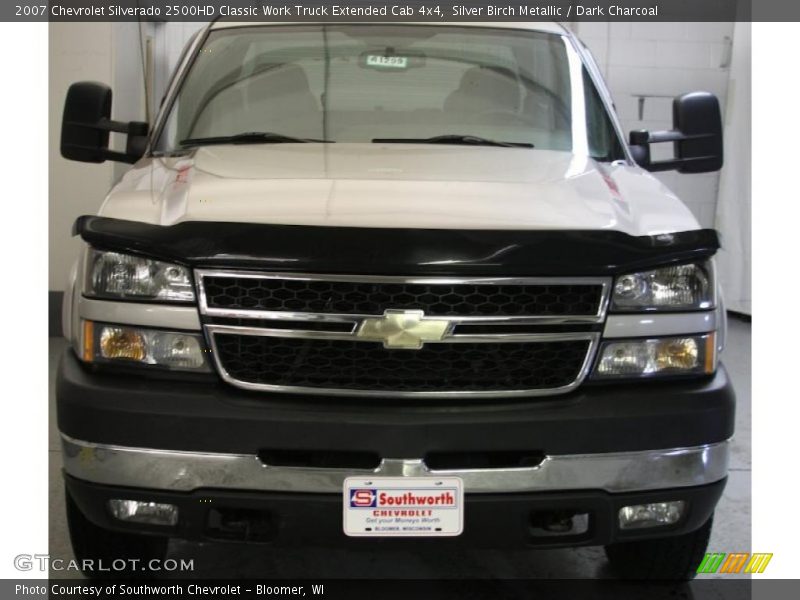 Silver Birch Metallic / Dark Charcoal 2007 Chevrolet Silverado 2500HD Classic Work Truck Extended Cab 4x4