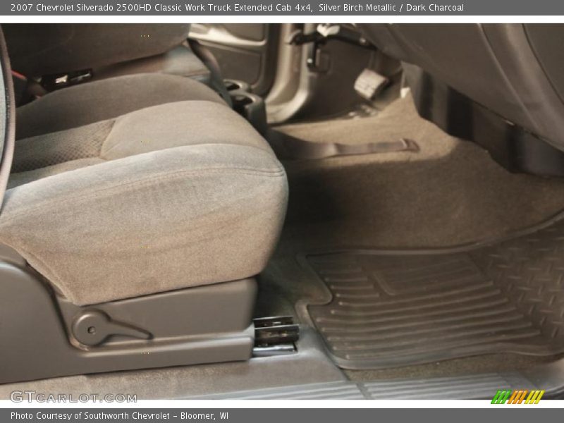 Silver Birch Metallic / Dark Charcoal 2007 Chevrolet Silverado 2500HD Classic Work Truck Extended Cab 4x4