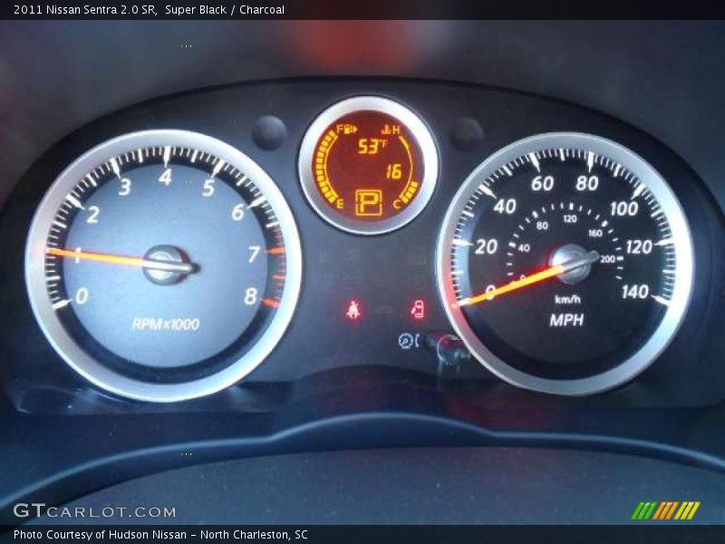 Super Black / Charcoal 2011 Nissan Sentra 2.0 SR