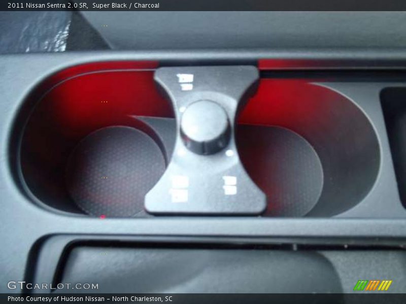 Super Black / Charcoal 2011 Nissan Sentra 2.0 SR