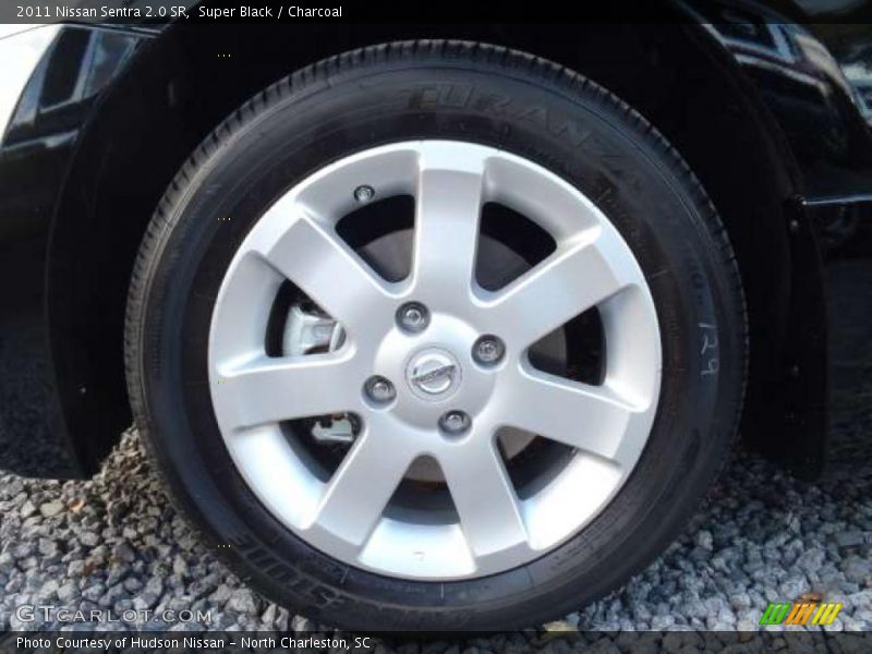 Super Black / Charcoal 2011 Nissan Sentra 2.0 SR