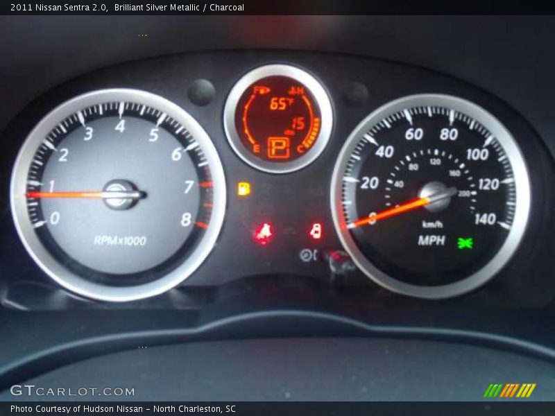 Brilliant Silver Metallic / Charcoal 2011 Nissan Sentra 2.0