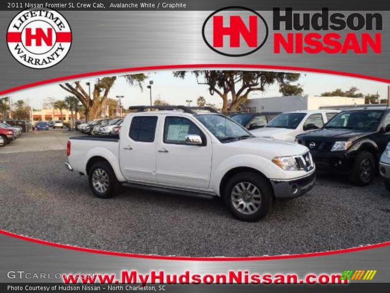 Avalanche White / Graphite 2011 Nissan Frontier SL Crew Cab