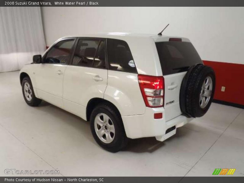 White Water Pearl / Black 2008 Suzuki Grand Vitara