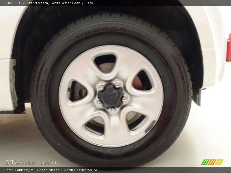 White Water Pearl / Black 2008 Suzuki Grand Vitara