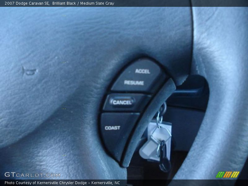 Brilliant Black / Medium Slate Gray 2007 Dodge Caravan SE