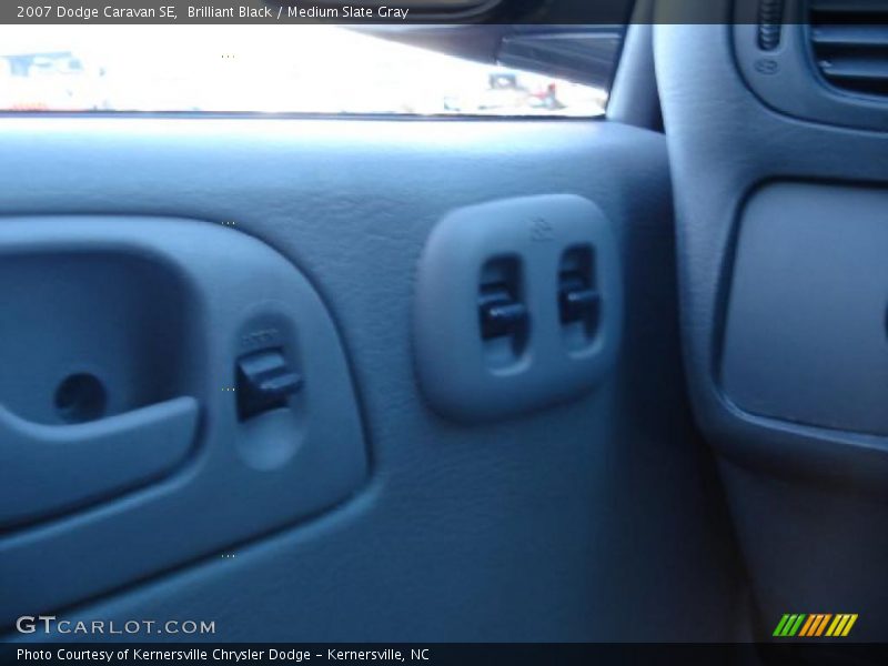 Brilliant Black / Medium Slate Gray 2007 Dodge Caravan SE
