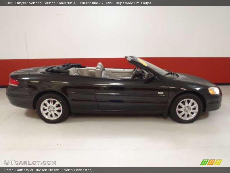 Brilliant Black / Dark Taupe/Medium Taupe 2005 Chrysler Sebring Touring Convertible