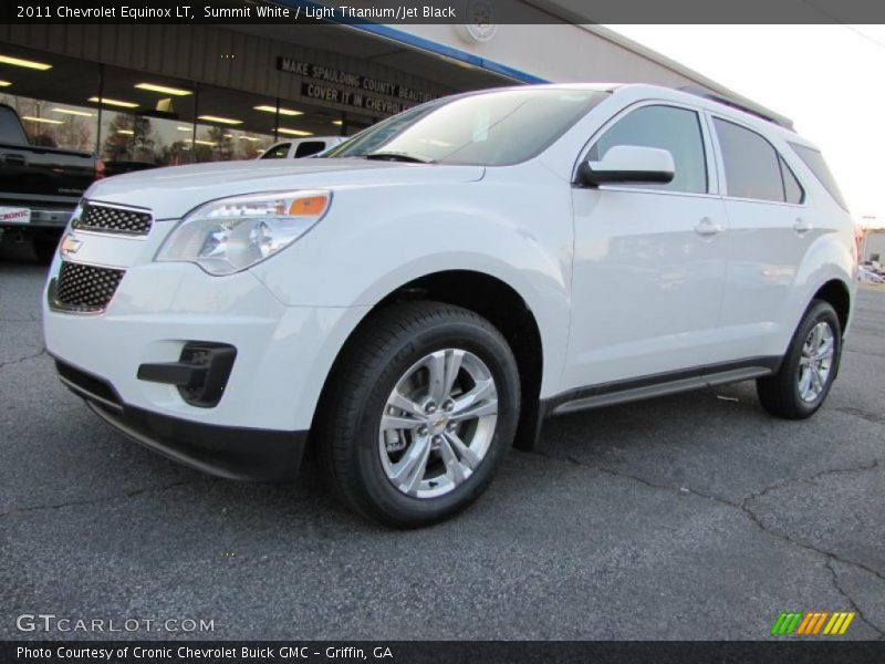 Summit White / Light Titanium/Jet Black 2011 Chevrolet Equinox LT