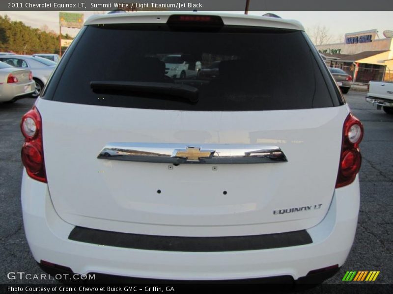 Summit White / Light Titanium/Jet Black 2011 Chevrolet Equinox LT
