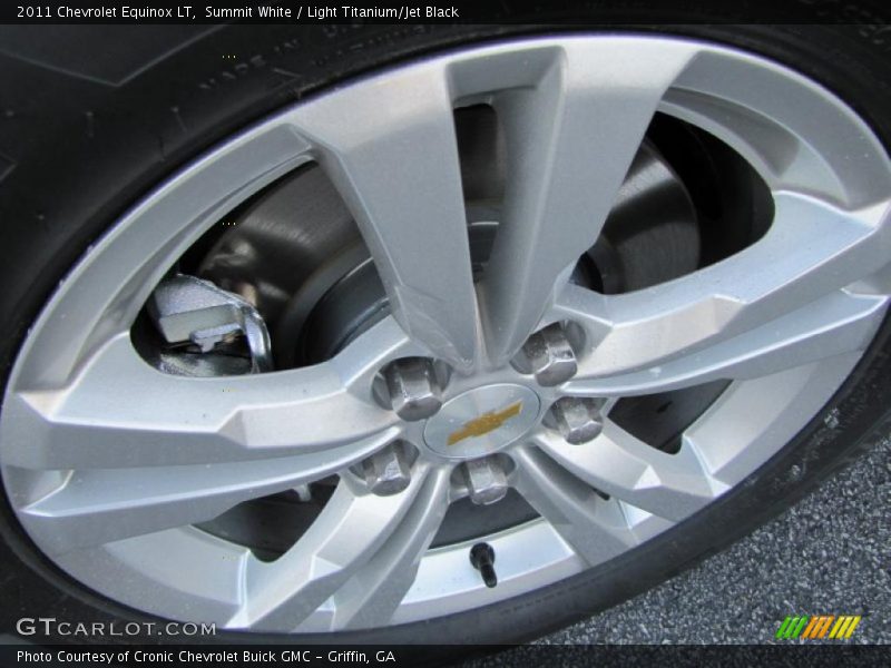 Summit White / Light Titanium/Jet Black 2011 Chevrolet Equinox LT