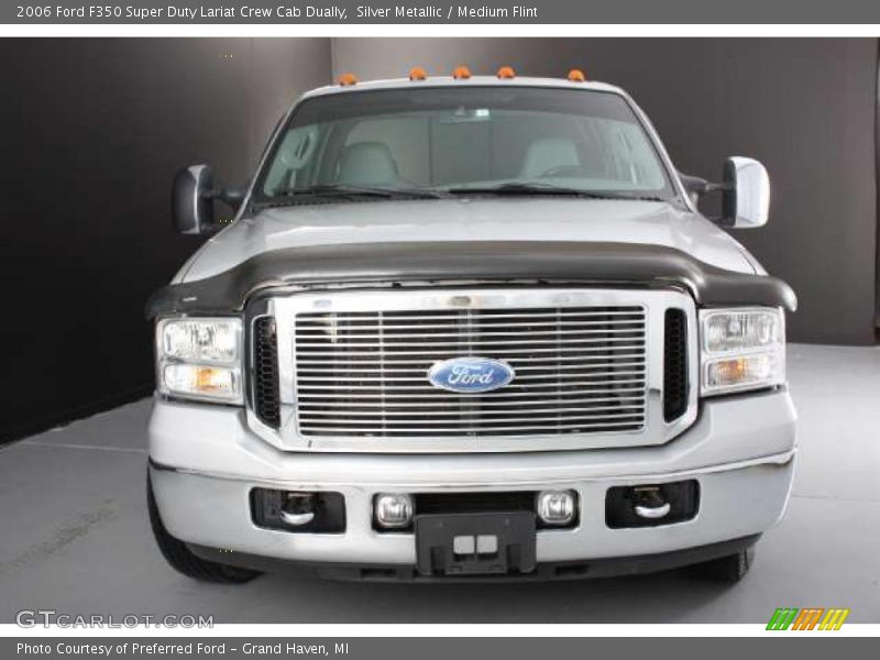 Silver Metallic / Medium Flint 2006 Ford F350 Super Duty Lariat Crew Cab Dually