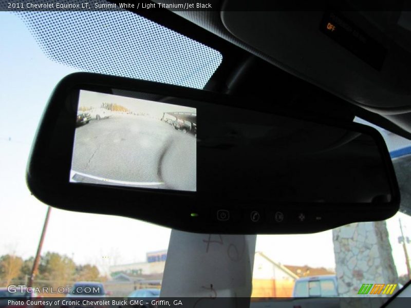 Summit White / Light Titanium/Jet Black 2011 Chevrolet Equinox LT