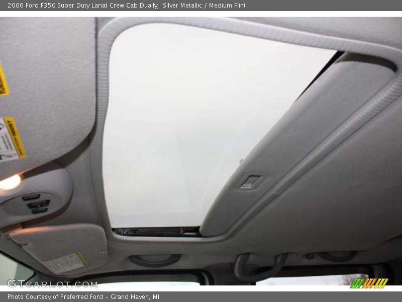 Silver Metallic / Medium Flint 2006 Ford F350 Super Duty Lariat Crew Cab Dually