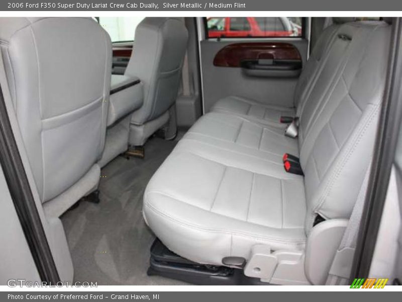  2006 F350 Super Duty Lariat Crew Cab Dually Medium Flint Interior