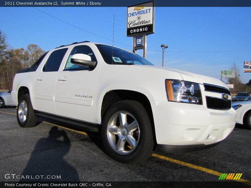 Summit White / Ebony 2011 Chevrolet Avalanche LS