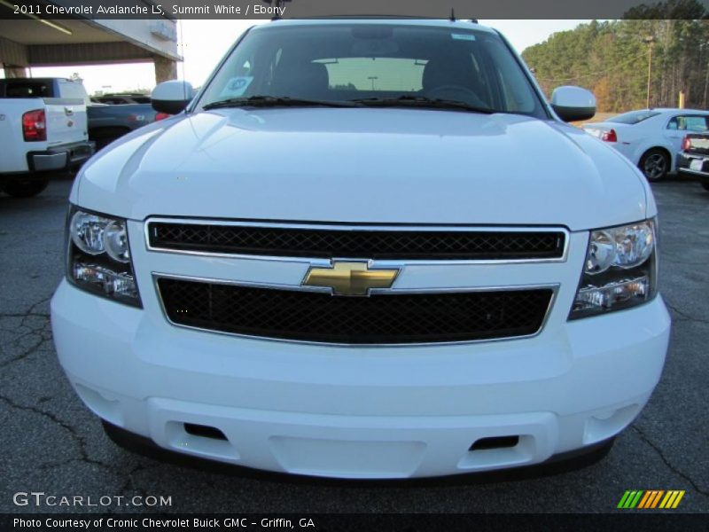 Summit White / Ebony 2011 Chevrolet Avalanche LS