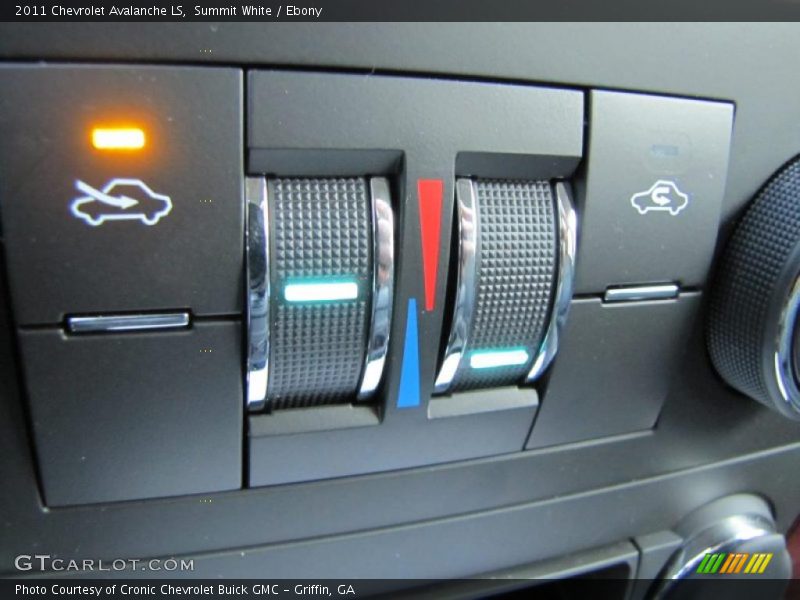 Controls of 2011 Avalanche LS