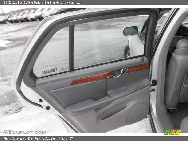 Sterling Metallic / Oatmeal 2002 Cadillac DeVille Sedan