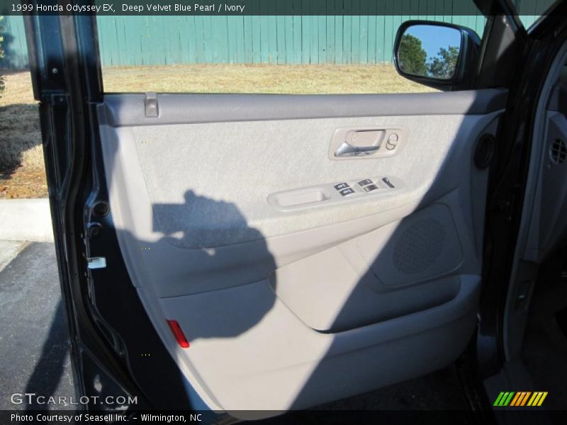 Deep Velvet Blue Pearl / Ivory 1999 Honda Odyssey EX