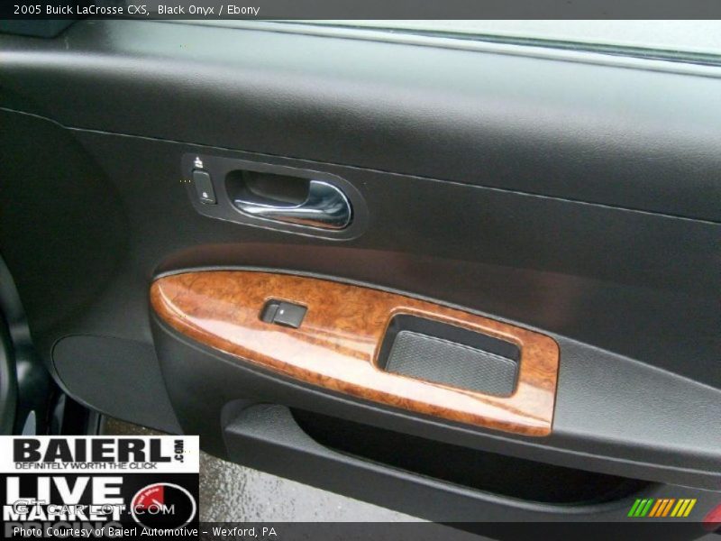 Black Onyx / Ebony 2005 Buick LaCrosse CXS