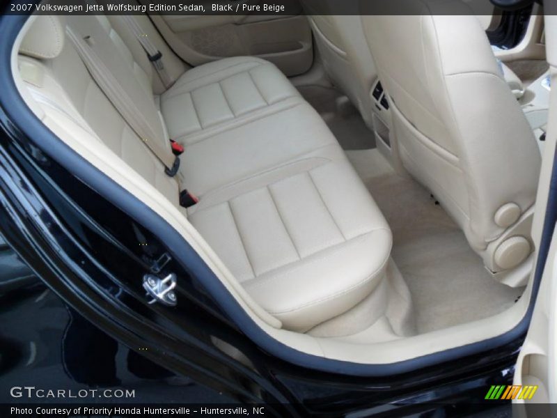 Black / Pure Beige 2007 Volkswagen Jetta Wolfsburg Edition Sedan