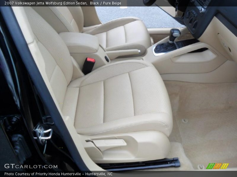 Black / Pure Beige 2007 Volkswagen Jetta Wolfsburg Edition Sedan