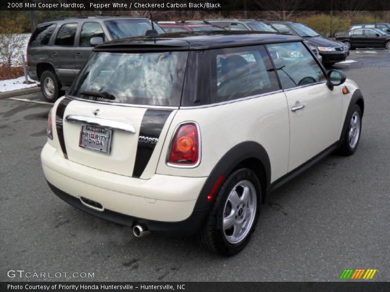 Pepper White / Checkered Carbon Black/Black 2008 Mini Cooper Hardtop