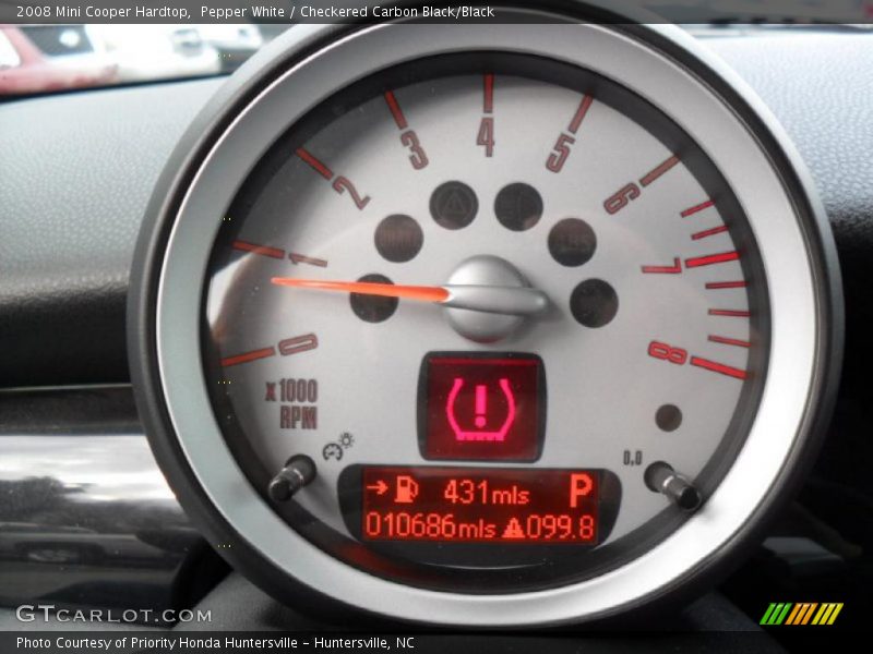 Pepper White / Checkered Carbon Black/Black 2008 Mini Cooper Hardtop