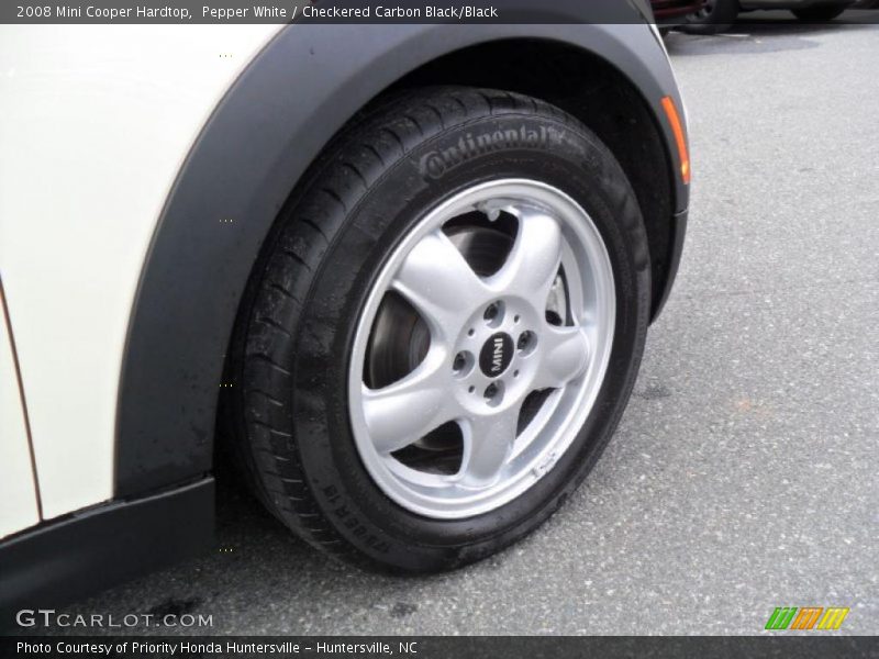 Pepper White / Checkered Carbon Black/Black 2008 Mini Cooper Hardtop