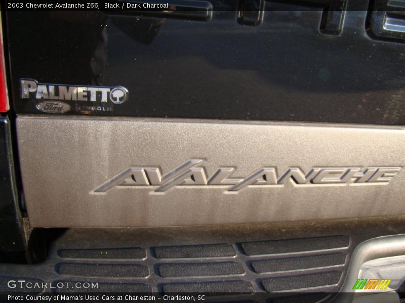 Black / Dark Charcoal 2003 Chevrolet Avalanche Z66