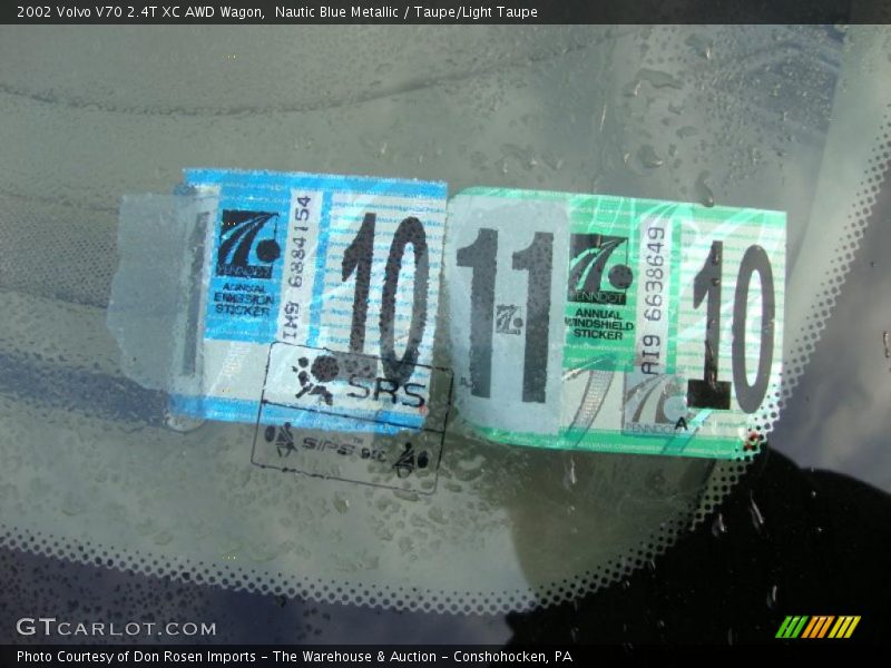 Nautic Blue Metallic / Taupe/Light Taupe 2002 Volvo V70 2.4T XC AWD Wagon