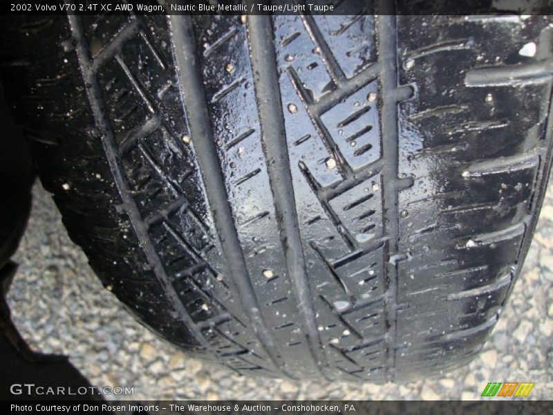 Nautic Blue Metallic / Taupe/Light Taupe 2002 Volvo V70 2.4T XC AWD Wagon