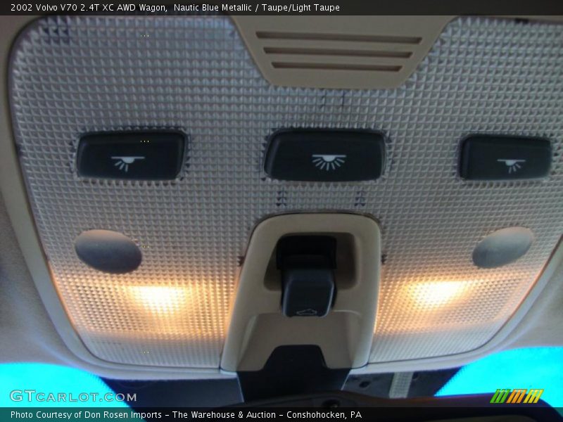 Nautic Blue Metallic / Taupe/Light Taupe 2002 Volvo V70 2.4T XC AWD Wagon