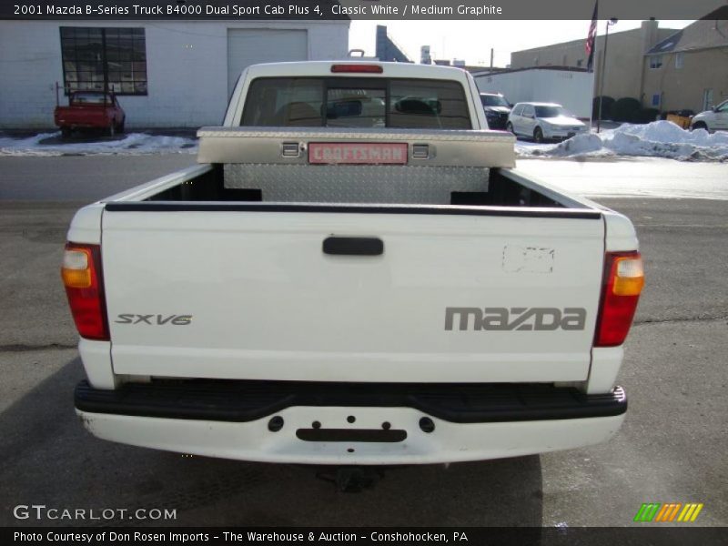 Classic White / Medium Graphite 2001 Mazda B-Series Truck B4000 Dual Sport Cab Plus 4